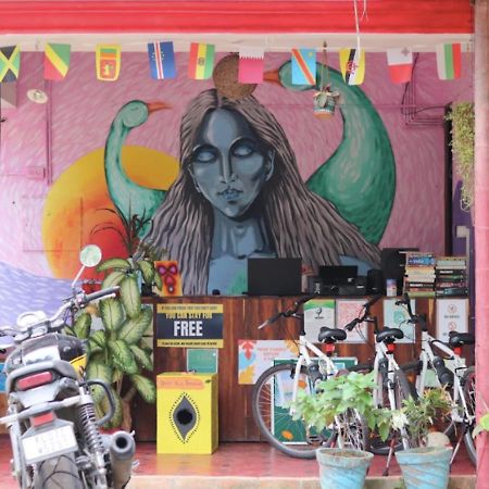 Hostelexp, Varkala - A Beach Town Hostel מראה חיצוני תמונה