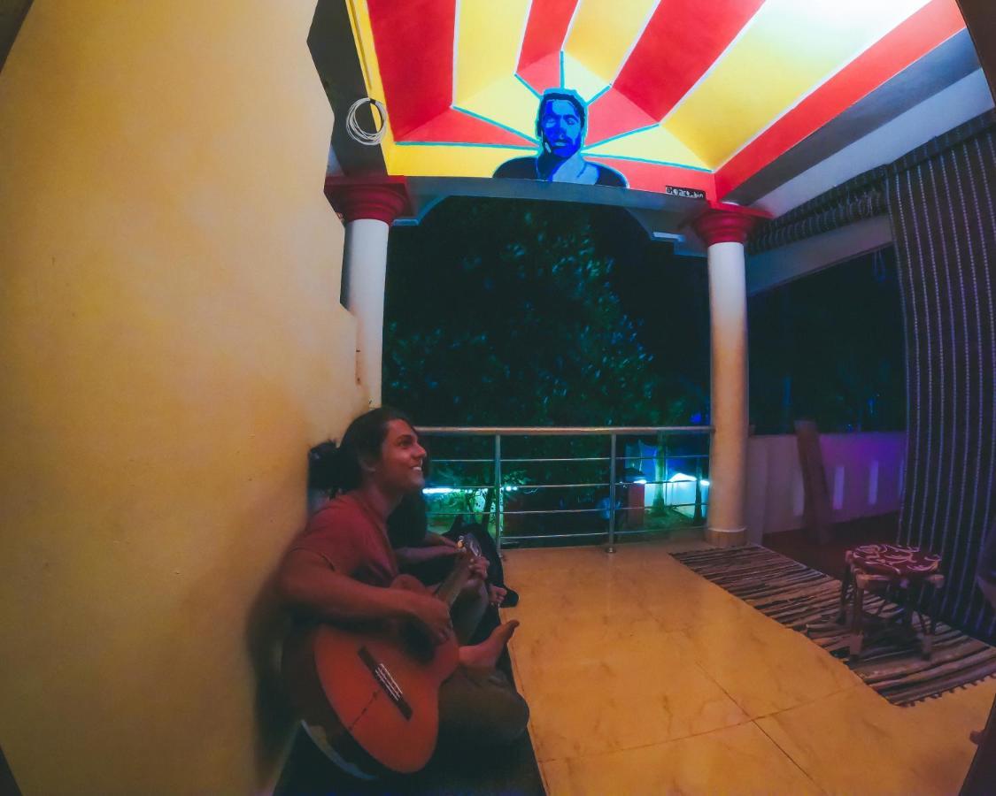 Hostelexp, Varkala - A Beach Town Hostel מראה חיצוני תמונה