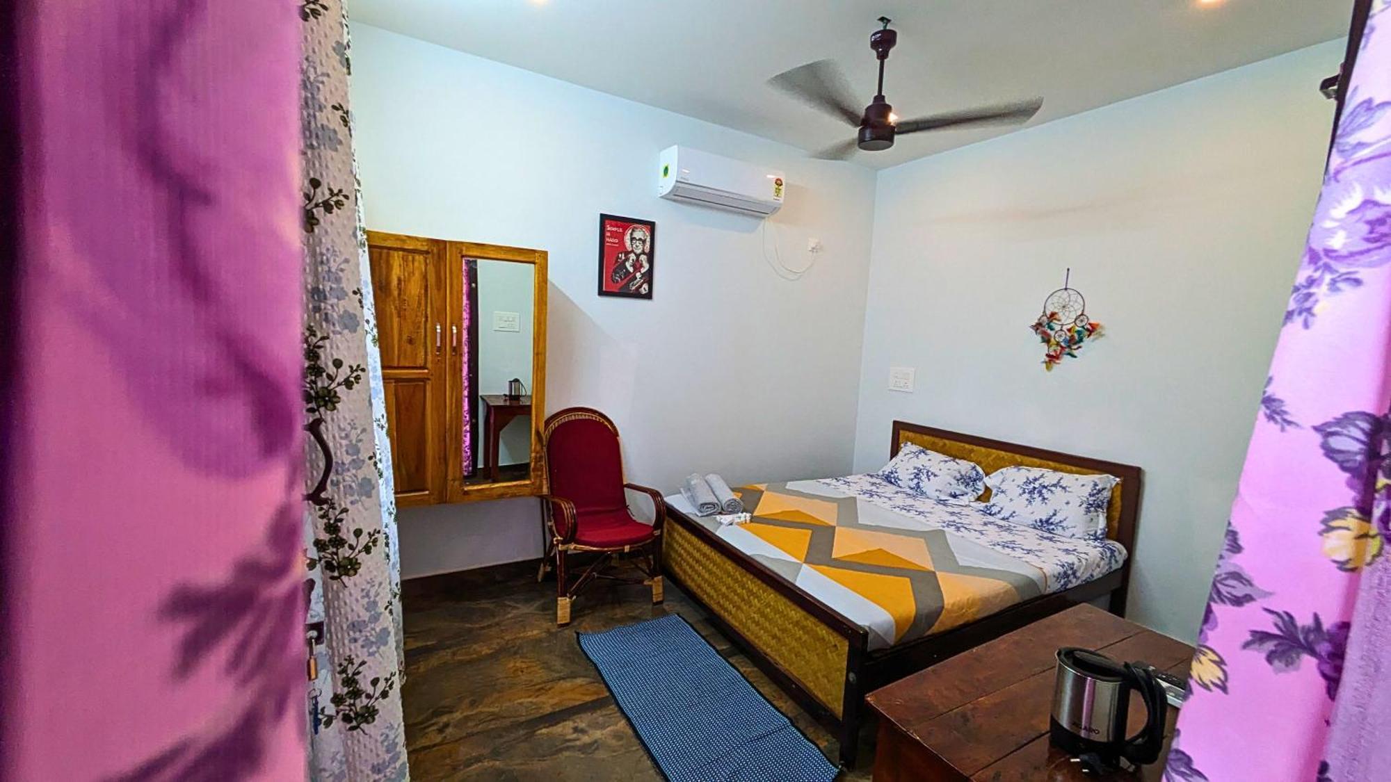 Hostelexp, Varkala - A Beach Town Hostel מראה חיצוני תמונה