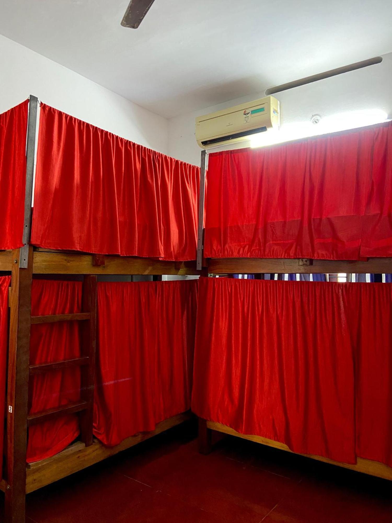 Hostelexp, Varkala - A Beach Town Hostel מראה חיצוני תמונה