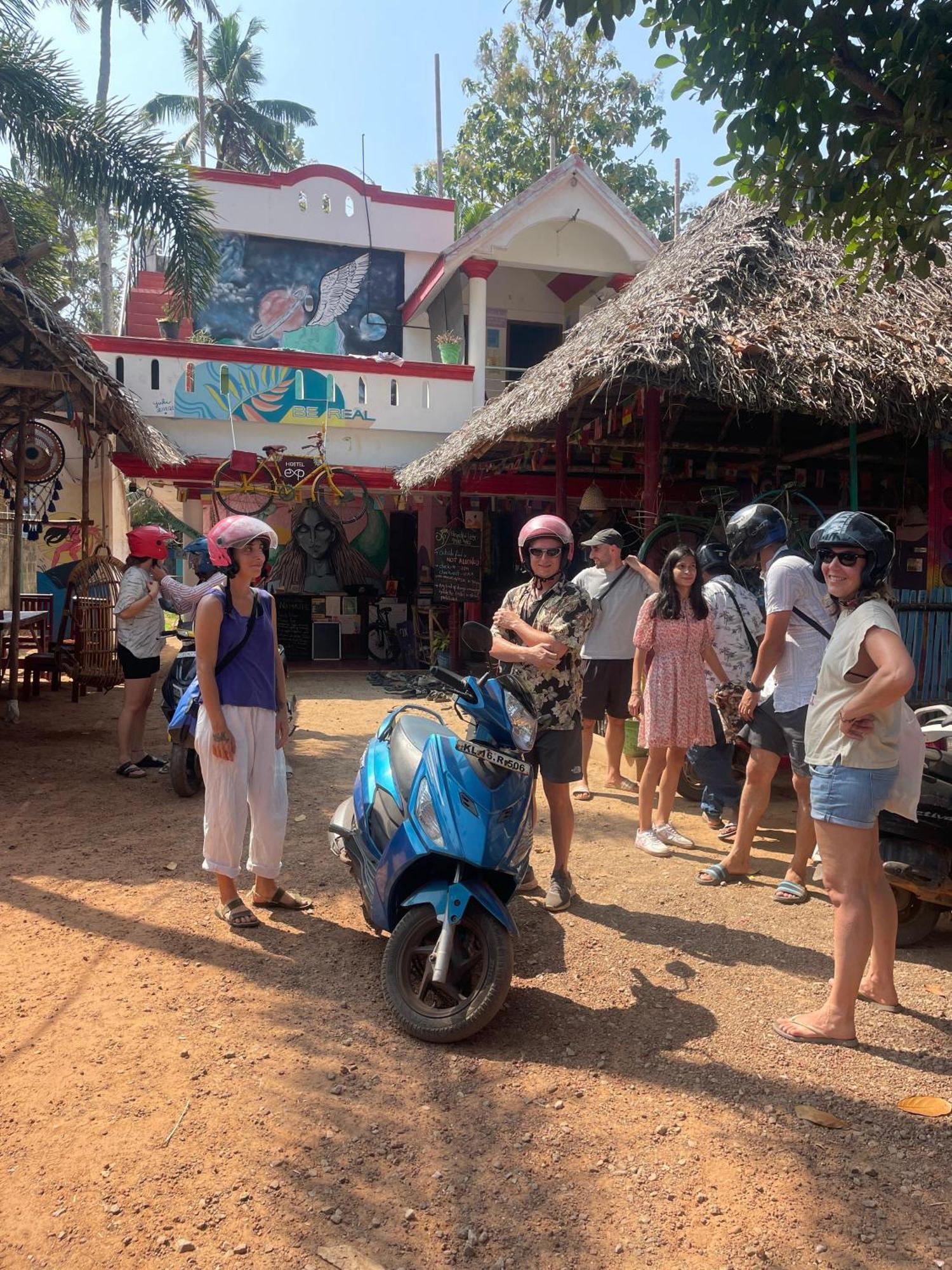 Hostelexp, Varkala - A Beach Town Hostel מראה חיצוני תמונה