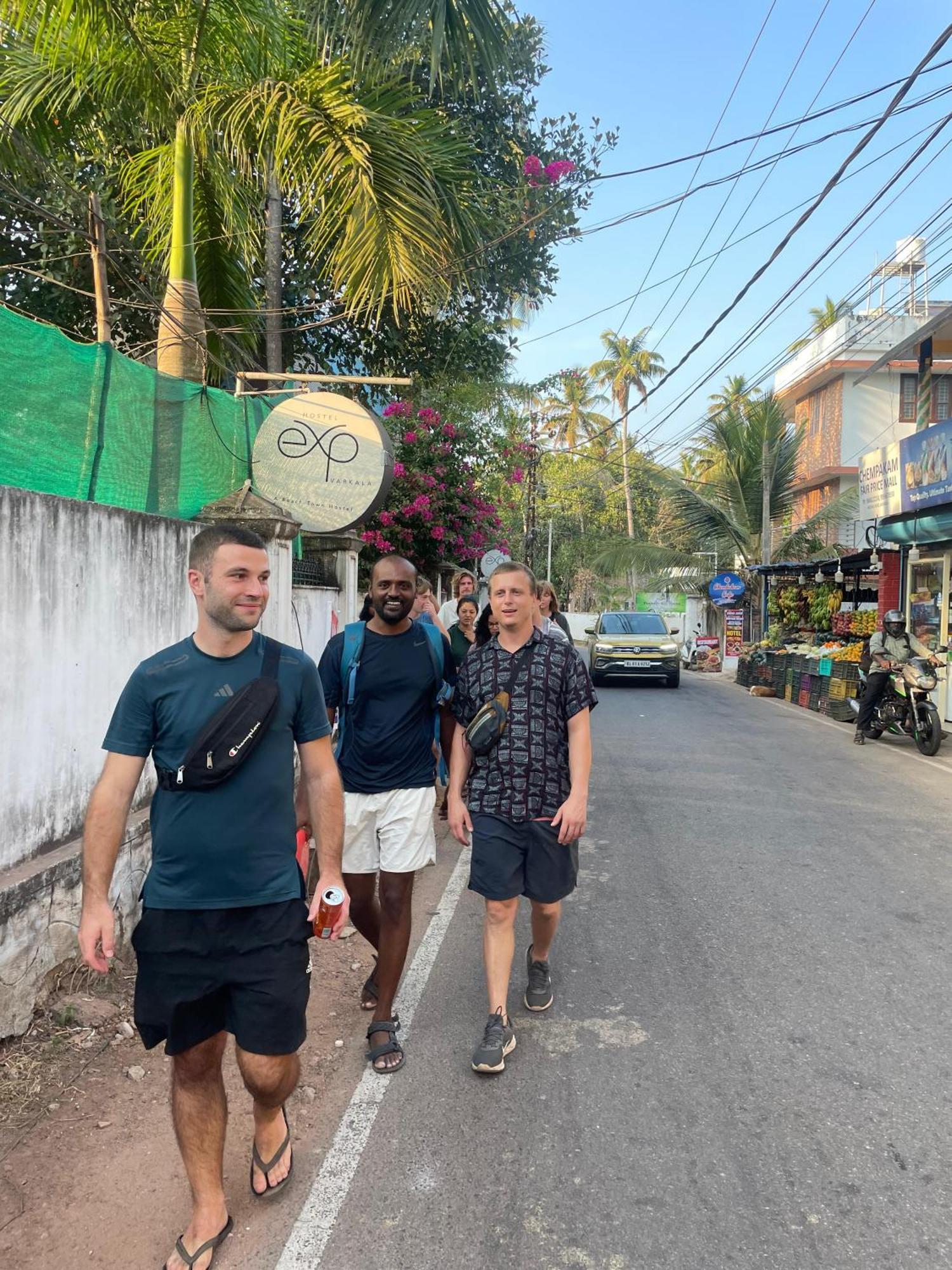 Hostelexp, Varkala - A Beach Town Hostel מראה חיצוני תמונה